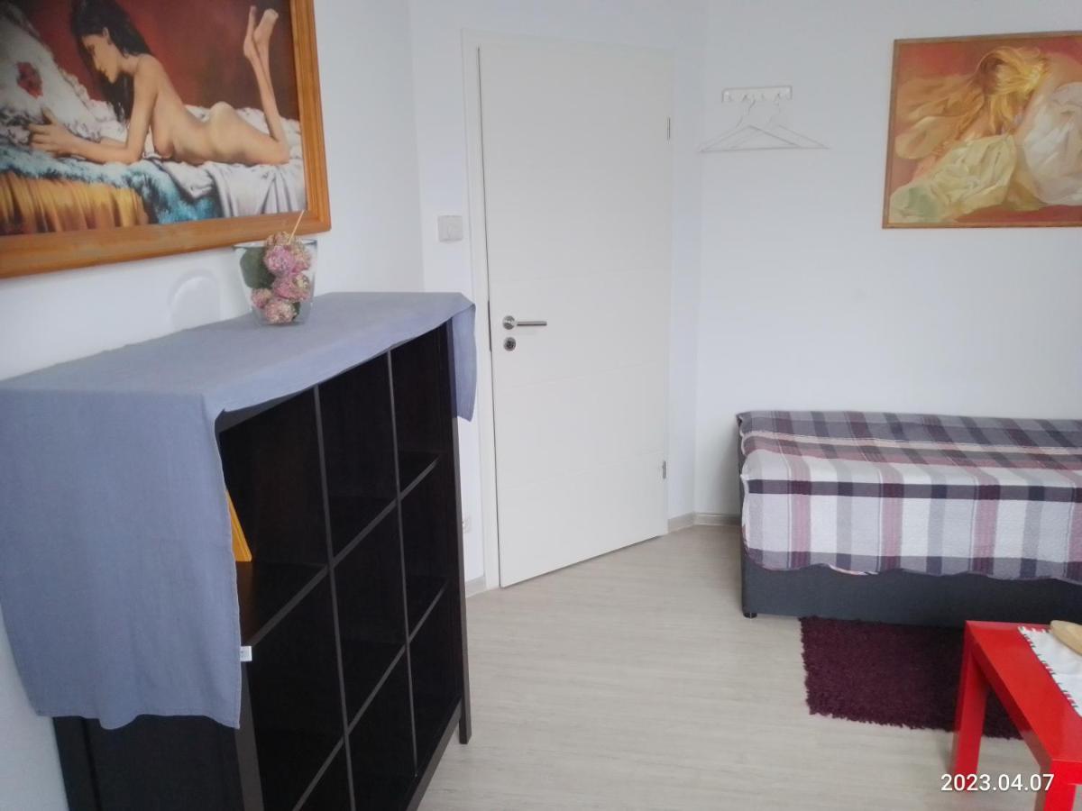 Am Bahnhof Apartman Werneuchen Kültér fotó