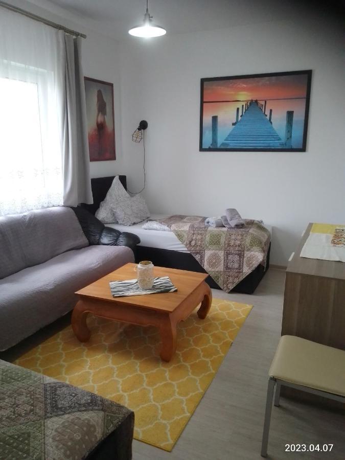Am Bahnhof Apartman Werneuchen Kültér fotó