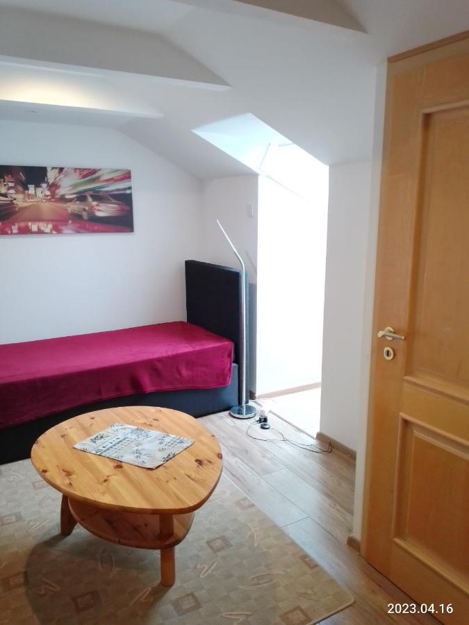 Am Bahnhof Apartman Werneuchen Kültér fotó