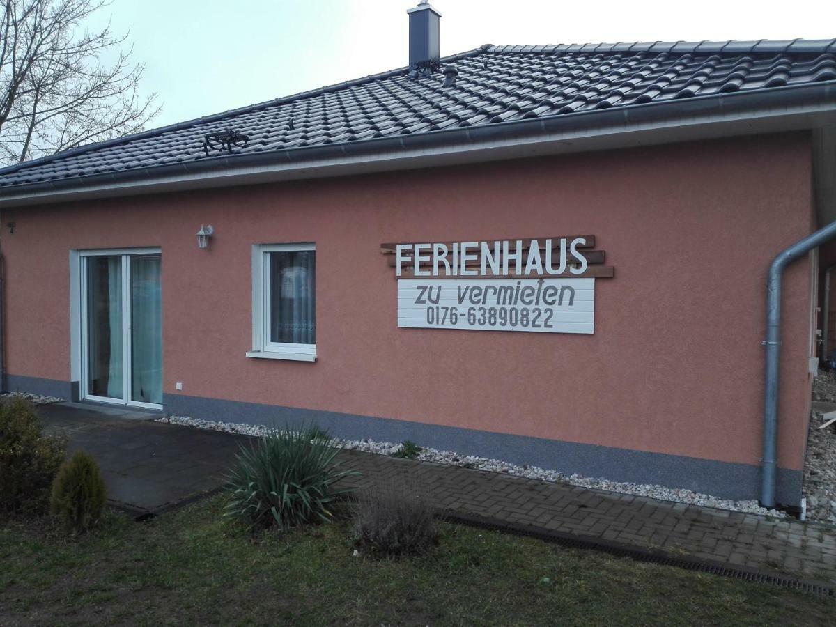 Am Bahnhof Apartman Werneuchen Kültér fotó